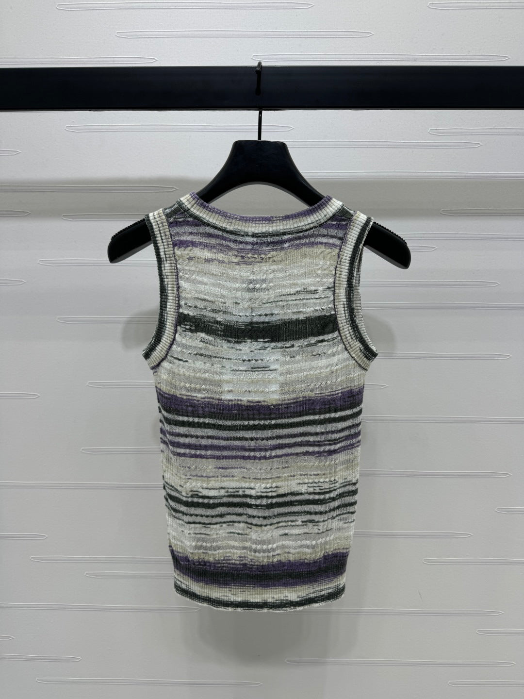 Contrast Stripe Crewneck Knit Vest