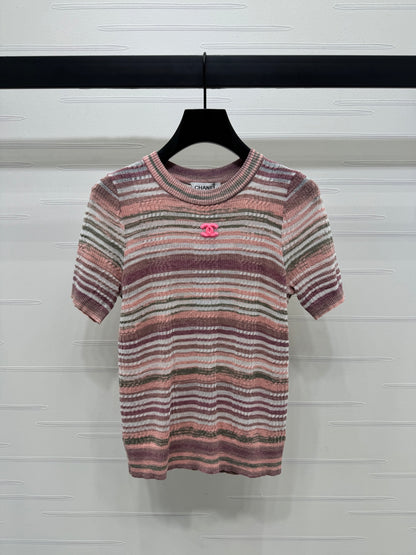 Contrast striped crew neck knit short sleeves