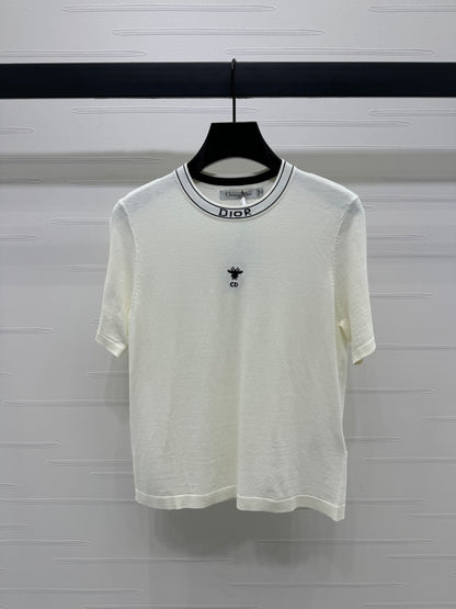 Embroidered bee knitted short sleeves