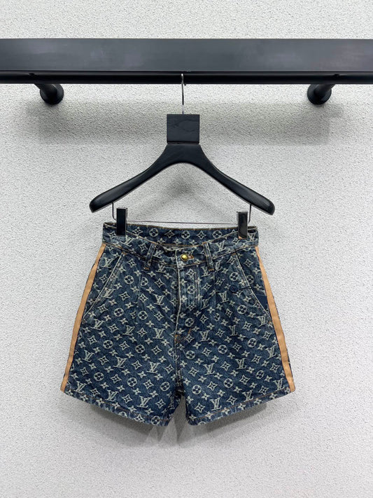 Denim shorts with floral print