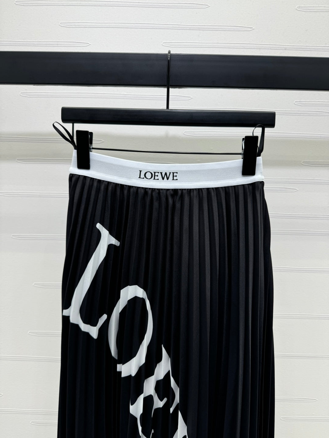 High waist stretch pleated maxi skirt