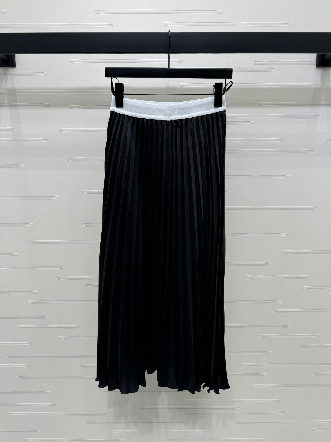 High waist stretch pleated maxi skirt