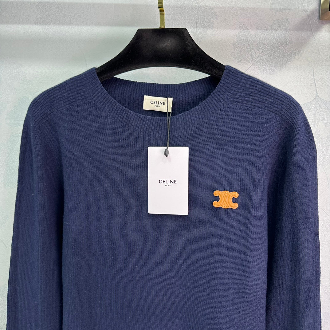 New crew neck logo cashmere sweater